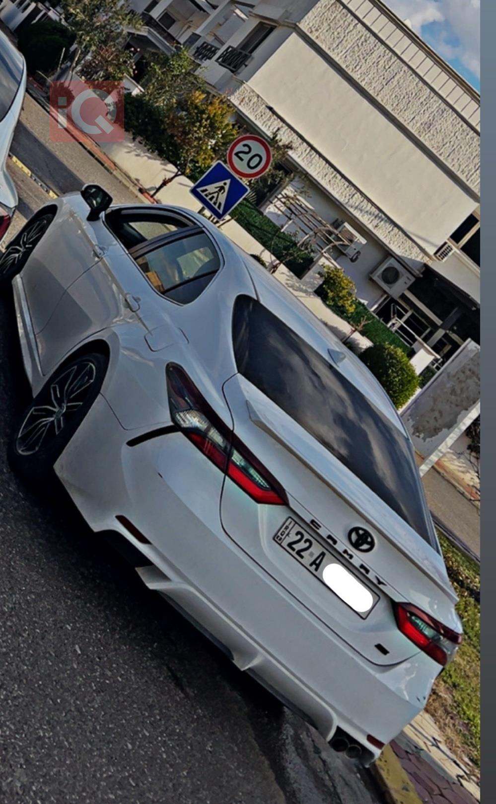 تۆیۆتا کامری